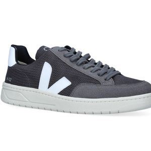Veja sneakers (EUC)